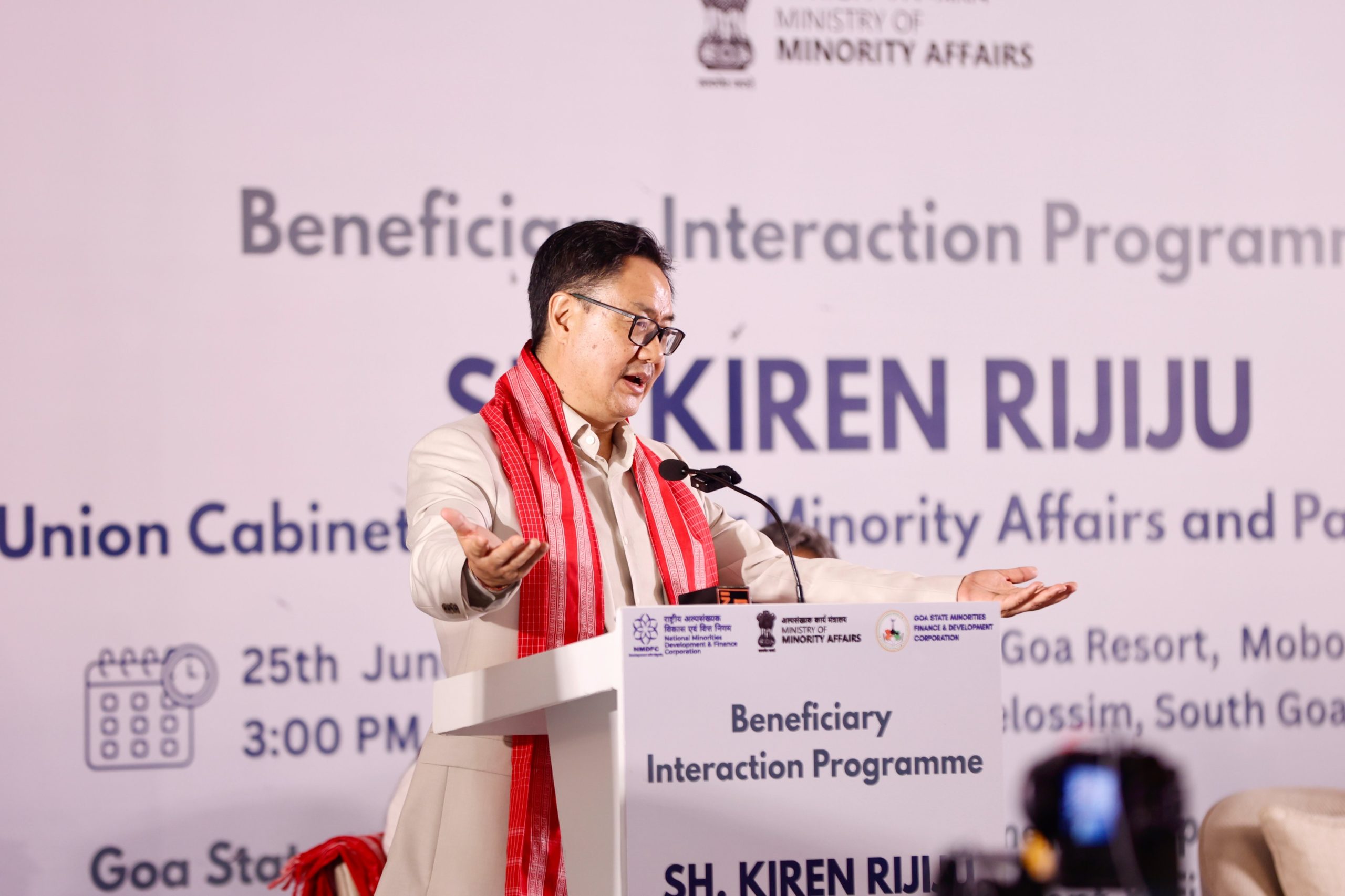 Union Minister Kiren Rijiju interacts with NMDFC beneficiaries in South Goa