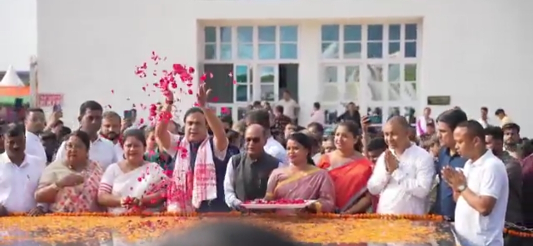 প্রধানমন্ত্ৰী নৰেন্দ্ৰ মোদীৰ কাৰ্যকাল ১২ বছৰ সম্পূৰ্ণ হোৱাৰ অংশ হিচাপে গুৱাহাটীৰ বৰাগাঁৱৰ শ্বহীদ স্মাৰক ক্ষেত্ৰত বিশেষ প্ৰদৰ্শনী