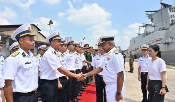 INS Udaygiri and INS Kavaratti reach Nha Rong port during operational deployment