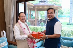 কেন্দ্রীয় স্বাস্থ্য মন্ত্রী জে পি নাড্ডাক সাক্ষাৎ মুখ্যমন্ত্রী ড° হিমন্ত বিশ্ব শৰ্মাৰ