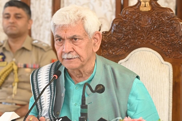J&K:  Lieutenant Governor reviews preparedness for upcoming Amarnath Yatra