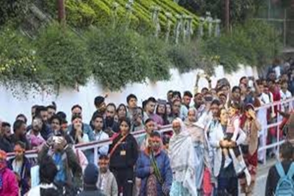 J&K: Heavy rush at Mata Vaishno Devi shrine, necessary arrangements in place to ensure smooth pilgrimage