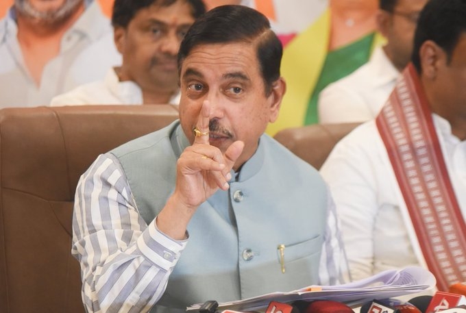 PM Surya Ghar Scheme transformed consumers to  electricity producers: Union Minister Pralhad Joshi 