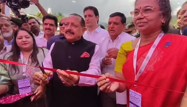 কেন্দ্রীয় বিজ্ঞান আৰু প্ৰযুক্তি মন্ত্রী ড০ জিতেন্দ্র সিঙে বিগত ১২ বছৰত নৰেন্দ্ৰ মোদী চৰকাৰে ভাৰতক এখন অভিলাষী দেশলৈ উন্নীত কৰা বুলি মত প্ৰকাশ কৰিছে