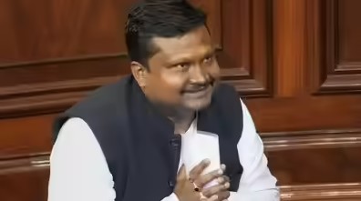 तृणमूल कांग्रेस के सांसद प्रकाश चिक बराइक ने राज्यसभा से दिया इस्तीफा
