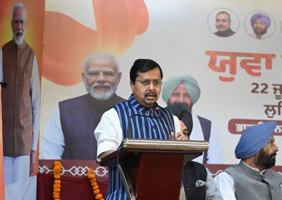 पंजाब में नशीली दवाओं और युवाओं का पलायन चिंता का विषय: भाजपा अध्यक्ष नितिन नवीन