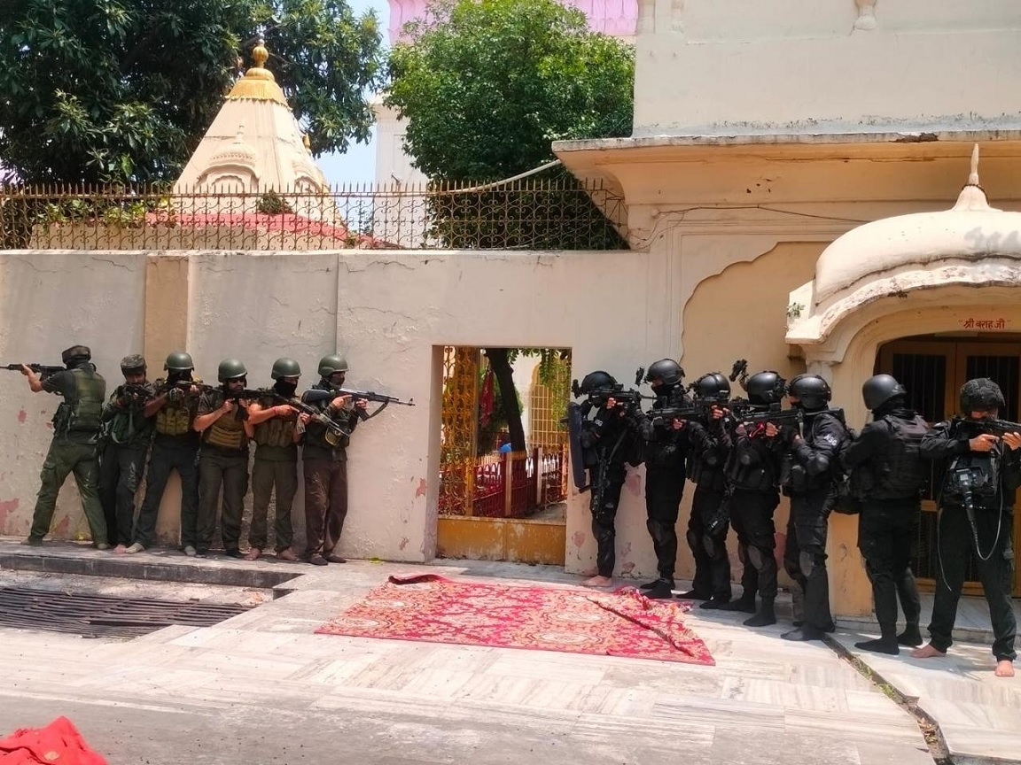 Security forces hold joint anti-terror exercise at Raghunath Mandir ahead of Amarnath Yatra