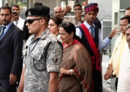 Delhi CM Rekha Gupta visits Malviya Nagar fire victims at Max Hospital