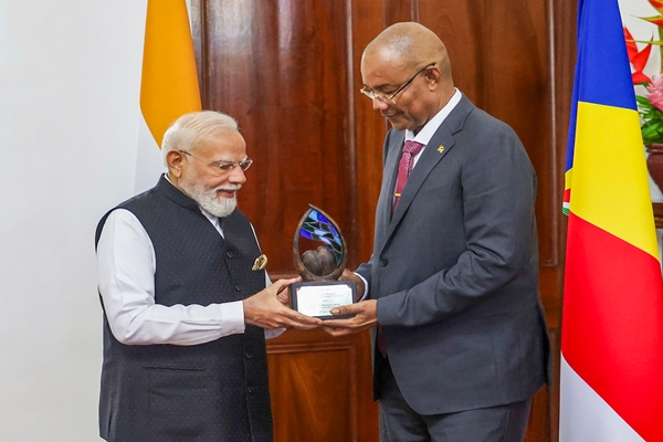 PM Modi Conferred Seychelles’ Highest Civilian Honour ‘Guardian of the Blue Horizon’