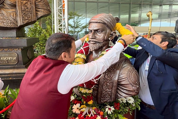 Maharashtra CM Devendra Fadnavis unveils Chhatrapati Shivaji Maharaj statue at Navi Mumbai Airport