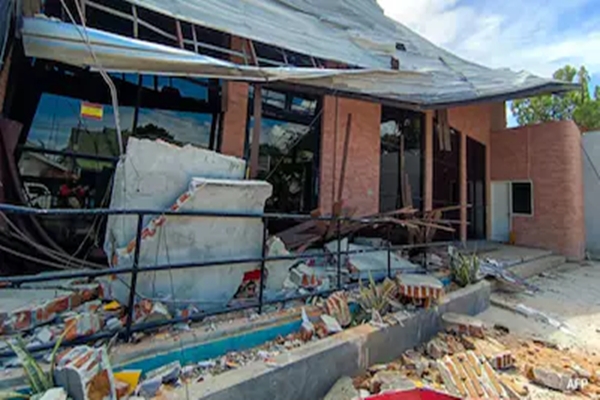 Indonesia: Earthquake measuring 6.7 hits Sulawesi island, causing scattered damage