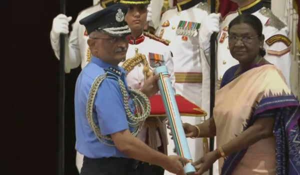 President Droupadi Murmu presents Gallantry Awards at Defence Investiture Ceremony