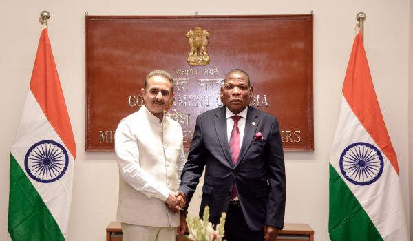 MoS Kirti Vardhan Singh meets Malawi Finance Minister Mwanamvekha in New Delhi