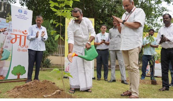 Dr L. Murugan, Prasar Bharati CEO plant saplings under ‘Ek Ped Maa Ke Naam’ campaign in New Delhi