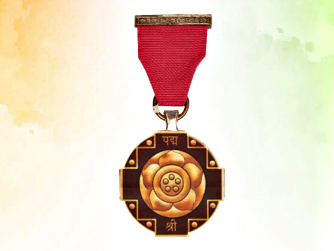 অহা ২৩ জুনত ২০২৬ বৰ্ষৰ পদ্ম বঁটা লাভ কৰা ৬৫ গৰাকী ব্যক্তিক ৰাষ্ট্ৰপতি দ্রৌপদী মুৰ্মুৱে সন্মান প্ৰদান কৰিব