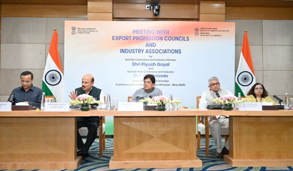 Union Minister Goyal reviews strategies for advancing India’s export ecosystem