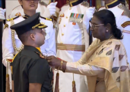 President Droupadi Murmu confers Gallantry Awards