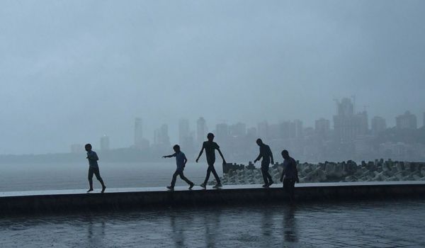 Maharashtra: IMD issues Orange Alert for Mumbai, Thane, Palghar and Konkan region