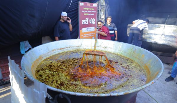 World Poha Day: Chef Vishnu Manohar sets world record by preparing 3,000 kg Tarri Poha