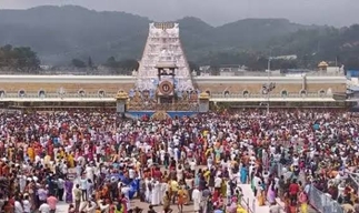 TTD cancels VIP break and Srivani Darshan at Tirumala as rush spikes