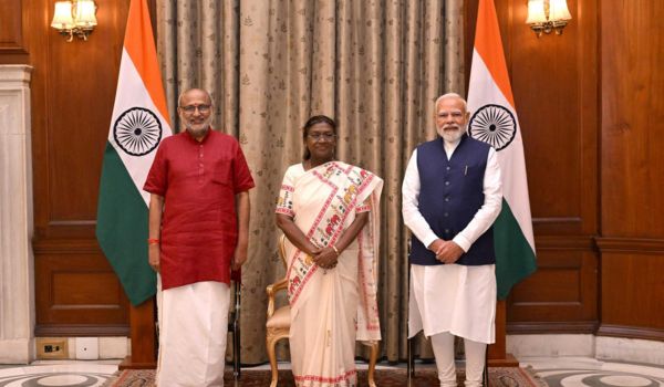 VP Radhakrishnan, PM Modi extend birthday wishes to President Murmu