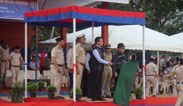 Mizoram CM Lalduhoma flags off 219 new police vehicles