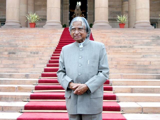 Nation pays tribute to former President Dr APJ Abdul Kalam on his death anniversary