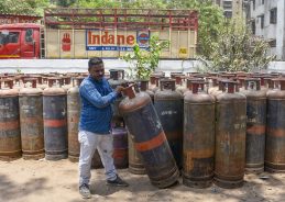 Oil marketing companies reduce commercial LPG prices from today Oil marketing companies reduce commercial LPG prices from today