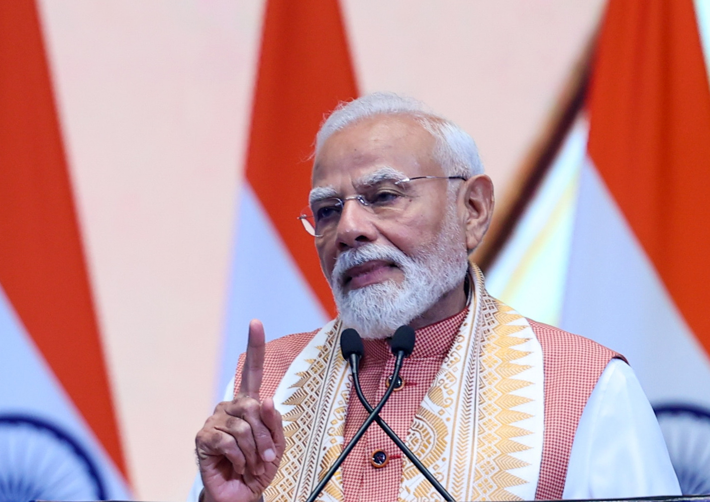 প্ৰশ্নকাকত ফাদিলৰ দৰে ঘটনা ৰোধ আৰু দোষীক কঠোৰ শাস্তি বিহাৰ উদ্দেশ্যে অহা সংসদত নতুন বিধেয়ক উত্থাপন কৰা হ’বঃ প্ৰধানমন্ত্ৰী মোদী