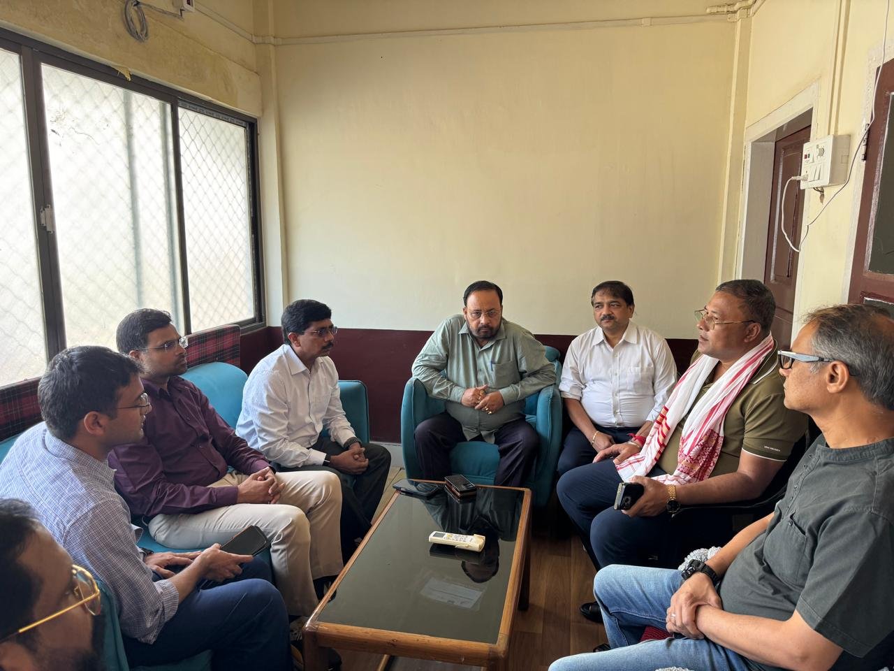 কেন্দ্ৰীয় গৃহ মন্ত্ৰ্যালয়ৰ যুটীয়া সচিবৰ নেতৃত্বত গঠিত আন্তঃমন্ত্ৰালয় কেন্দ্রীয় দলৰ শিৱসাগৰ-ডিব্ৰুগড়ৰ বান প্ৰভাৱিত অঞ্চল পৰিদৰ্শন