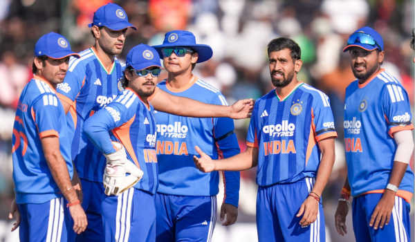 T20I: India win series three-nil against Zimbabwe and reclaim No1 spot in ICC rankings 