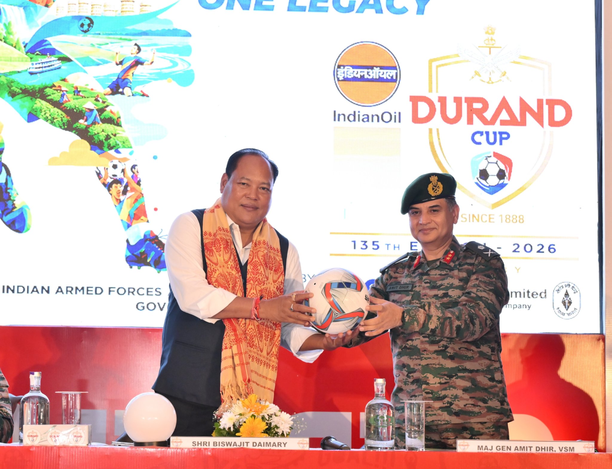 গুৱাহাটীত ১৩৫ সংখ্যক ডুৰাণ্ড কাপ ফুটবল প্রতিযোগিতাৰ ট্রফী মুকলি