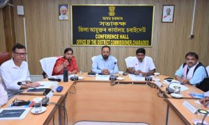 চৰাইদেউত ৰাজ্যৰ বান পৰিস্থিতিৰ ক্ষয়-ক্ষতিৰ বুজ লোৱাৰ বাবে অহা কেন্দ্ৰীয় চৰকাৰৰ আন্তঃমন্ত্রালয়ৰ প্ৰতিনিধিৰ সৈতে অসম চৰকাৰৰ প্ৰতিনিধিৰ বৈঠক