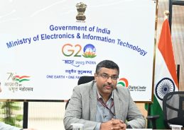 Govt reiterates commitment to make India global hub for AI applications