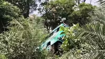 Pakistan: 40 killed, 8 injured after passenger bus plunges into ravine on Sherani-Zhob highway