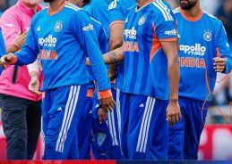 নটিংহ্যামের ট্রেন্ট ব্রিজে তৃতীয় টি-টোয়েন্টি আন্তর্জাতিক ম্যাচে ইংল্যান্ড ১২৫ রানে ভারতকে হারিয়ে দিয়েছ।