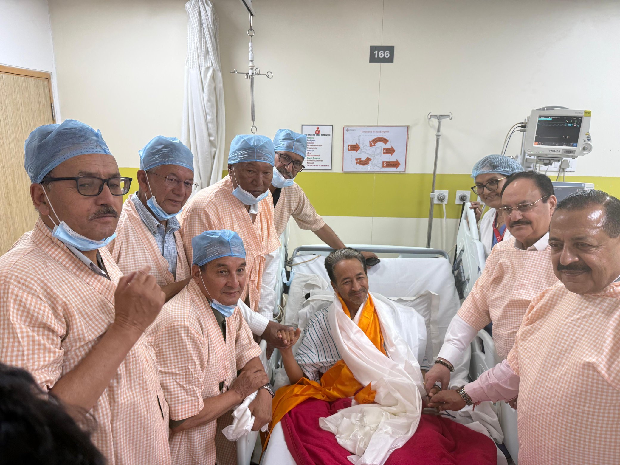 सोनम वांगचुक ने भूख हड़ताल समाप्त की, पीएम मोदी ने बेहतर स्वास्थ्य की कामना की