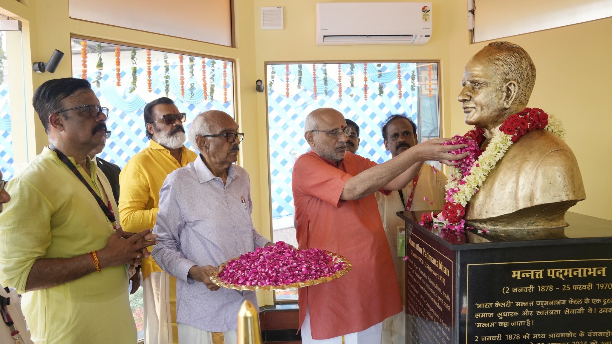 VP Radhakrishnan unveils social reformer & freedom fighter Mannathu Padmanabhan’s statue in New Delhi