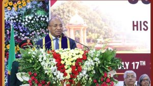 চার দিনের ভারত সফরে জাঞ্জিবারের প্রেসিডেন্ট ও রেভলিউসনারি কাউন্সিলের চেয়ারম্যান ড. হুসেইন আলি মউইনি (Mwinyi) আজ সন্ধ্যেয় নতুন দিল্লিতে পৌঁছবেন
