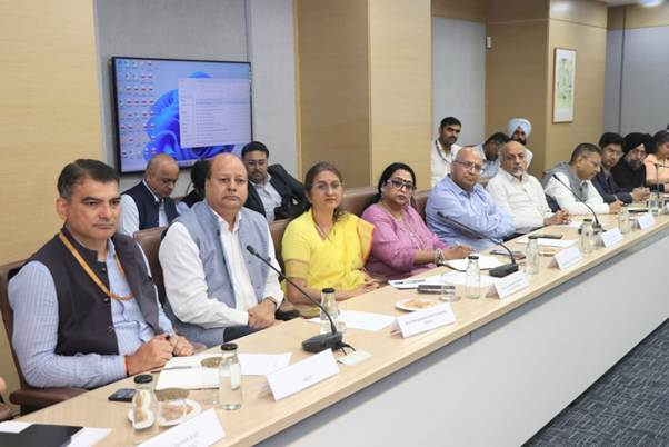 एनसीवीईटी ने नई दिल्ली में कौशल विश्वविद्यालयों के साथ बैठक का किया आयोजन