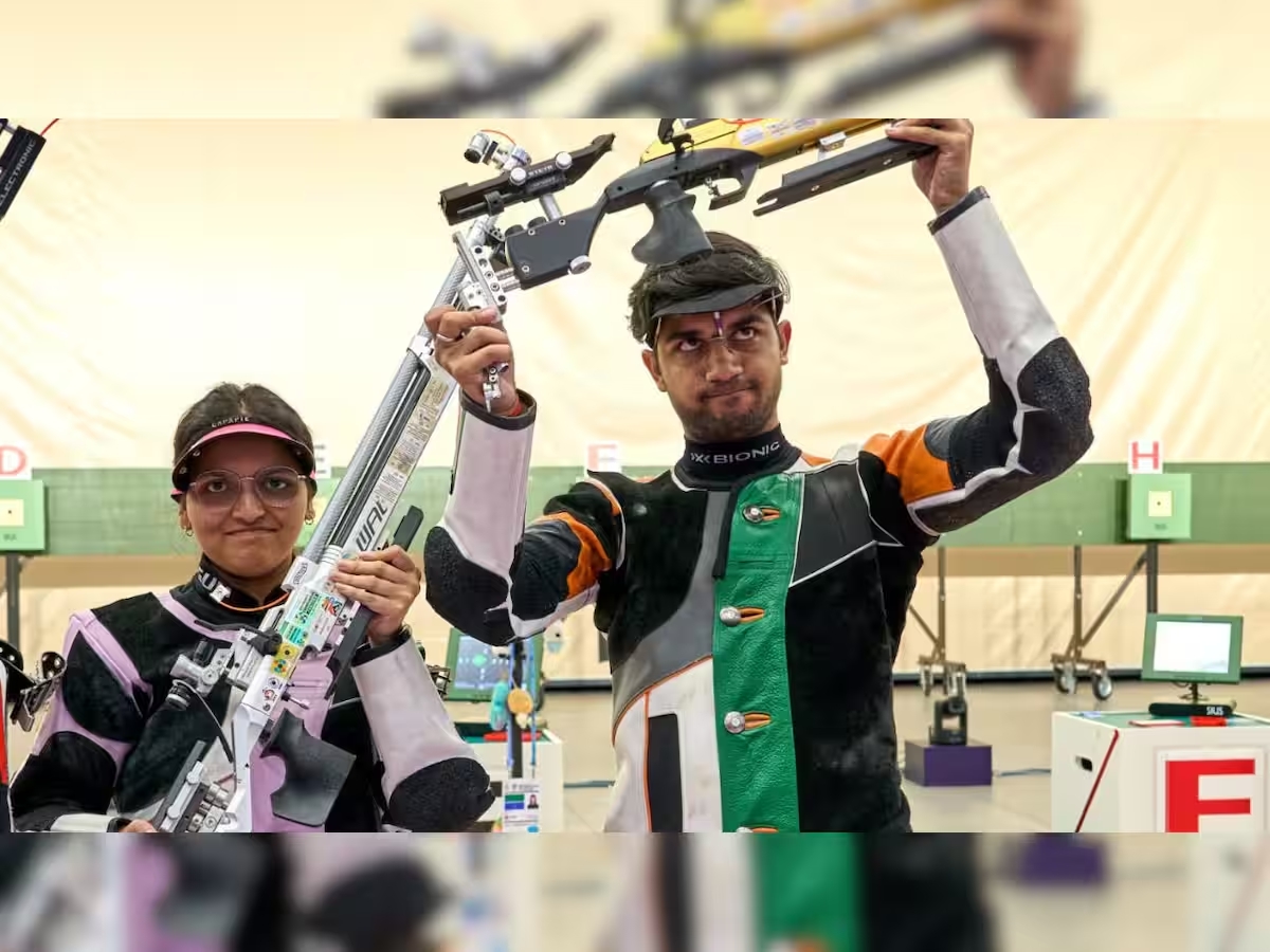 ISSF: Indian duo secure Bronze in 10m air rifle mixed team event