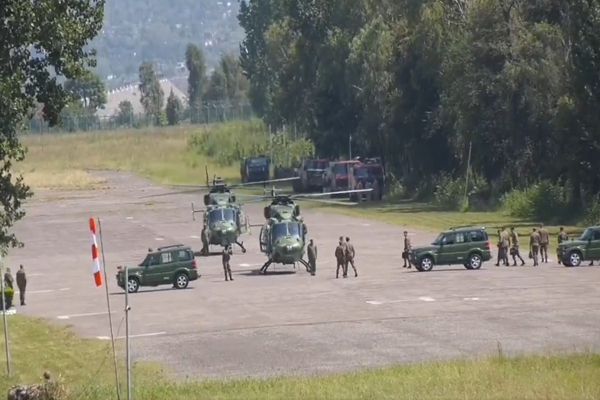 J&K: Army Chief Dhiraj Seth visits forward areas of Poonch amid ongoing Amarnath Yatra