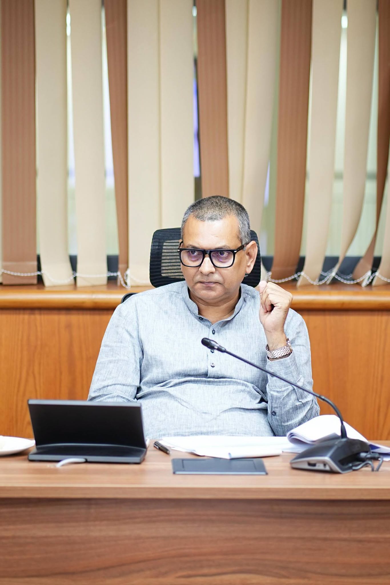 অম্ৰুত আঁচনিৰ অধীনৰ প্ৰকল্পসমূহৰ অগ্ৰগতি সন্দৰ্ভত পৰ্যালোচনা বৈঠক