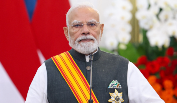 प्रधानमंत्री नरेंद्र मोदी आज इंडोनेशिया के योग्याकार्ता में प्रंबानन मंदिर का दौरा करेंगे