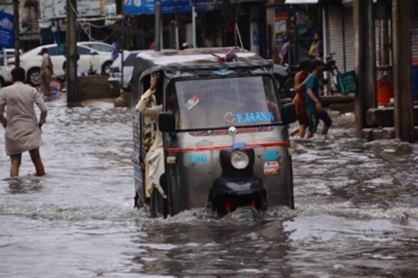 Pakistan: Nine people killed as rains and flash floods wreak havoc