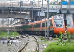 Punjab: MoS Railways draws attention of  CM on delayed execution of critical infrastructure projects  