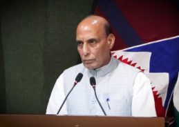 रक्षा मंत्री राजनाथ सिंह ने कहा – सरकार यह सुनिश्चित कर रही है कि विकास और राष्ट्रीय सुरक्षा में प्रगति एक दिशा में आगे बढें