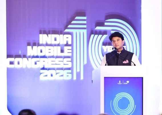 संचार मंत्री ज्योतिरादित्य सिंधिया ने 10वें इंडिया मोबाइल कांग्रेस के विषय का विमोचन किया