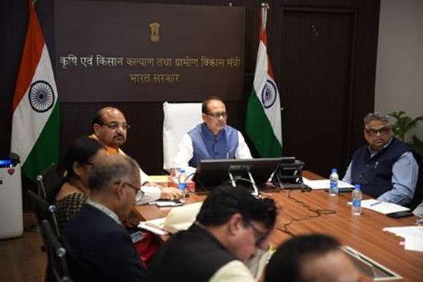 Union Agriculture Minister reviews possible impact of El Niño in districts facing deficient rainfall 