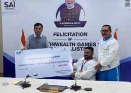 Sports Minister felicitates CWG para powerlifter for winning India’s first medal